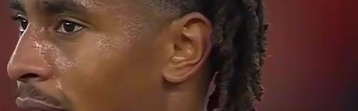 爱游戏官网-2-2！穆帅错失良机：本菲卡绝平+差榜首7分，3战强队0胜争冠无望|波尔图|何塞·穆里尼奥|葡萄牙体育|葡萄牙|葡超_新浪体育_新浪新闻